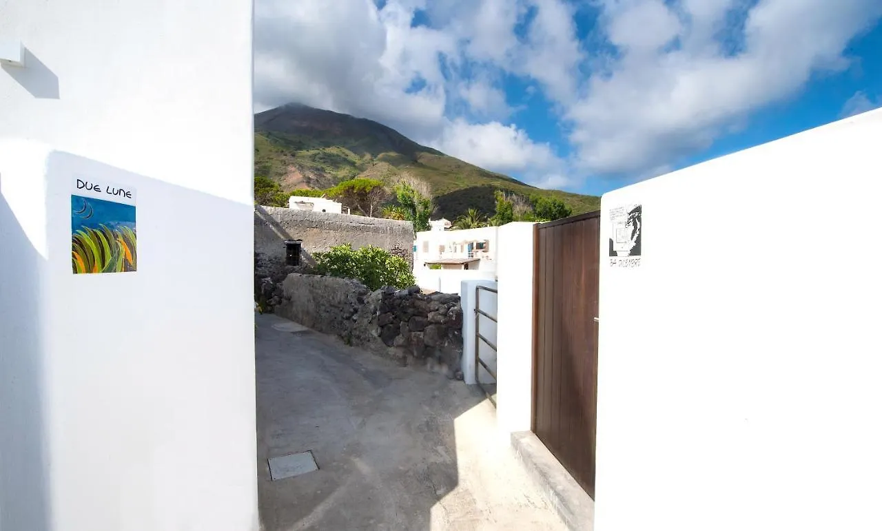 Holiday home Casa Due Lune Stromboli Italy